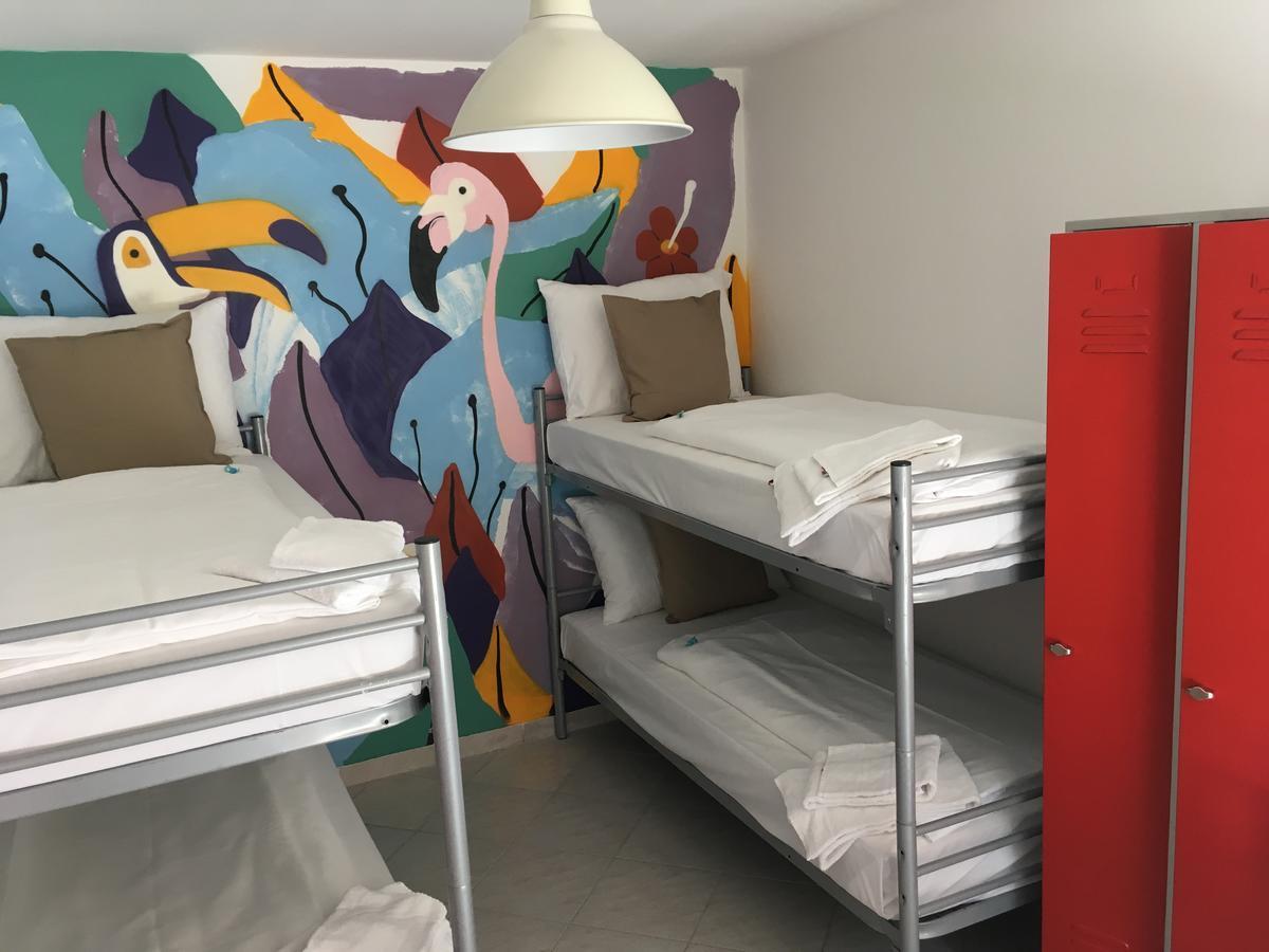 Boutique Hostel Zum Goldenen Kegel Вена Экстерьер фото